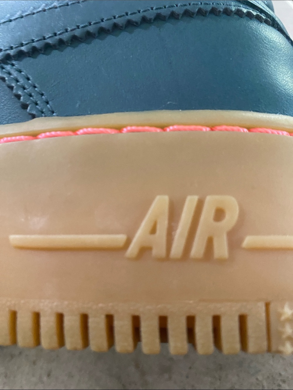 Nike Wmns Air Force 1 Sage Low LX 'Deep Jungle Size 9.5 - Picture 10 of 10